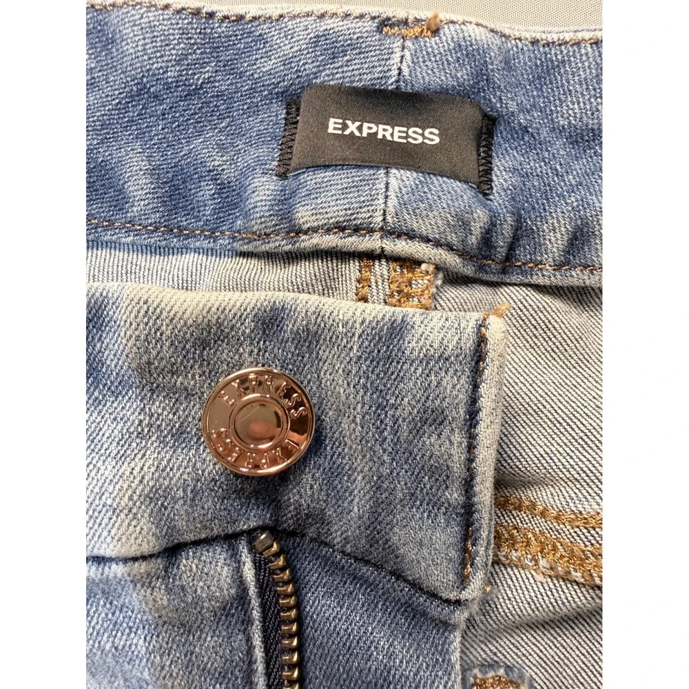 Express Skyscraper Mid Rise Ultra Hyper Stretch Flare Jeans Light Wash - Picture 4 of 7